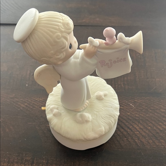 Precious Moments Angel Figurine - Cream and Pink - Picture 1 of 6